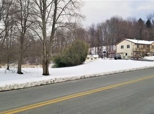 12 Reynolds Rd, Monroe, NY 10950