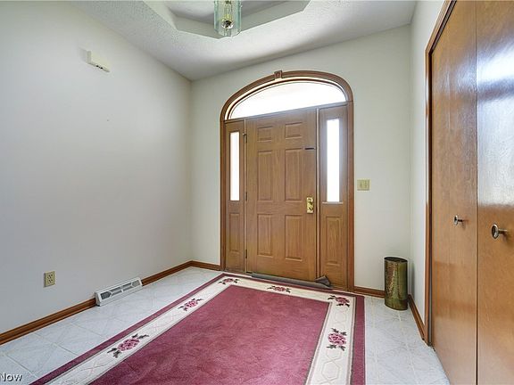 2nd image of 3457 Lily Ct