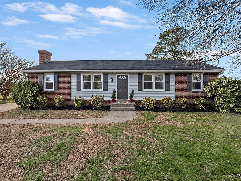 1st image of 7967 Kenmore Dr
