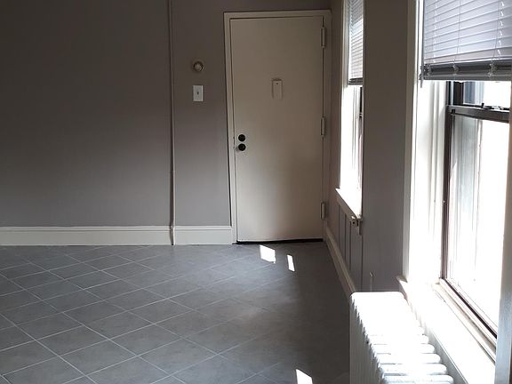 5th image of 1950 E Stella St