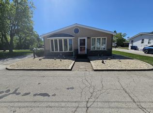 8150 N Thorsen Ln, Morris, IL 60450