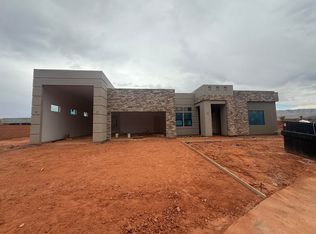 565 W 30 S, Ivins, UT 84738