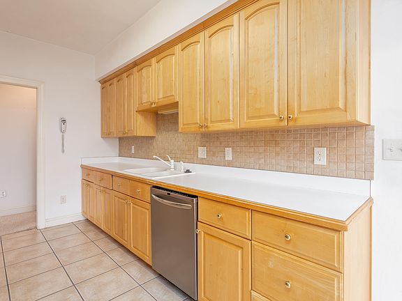 5th image of 2236 Mattaponi Dr NW
