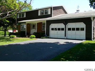 4884 Sherwood Dr, Syracuse, NY, 13215