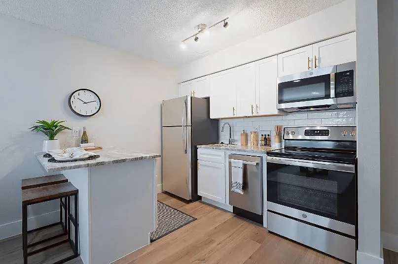 TRELLIS Canyon Creek Apartments