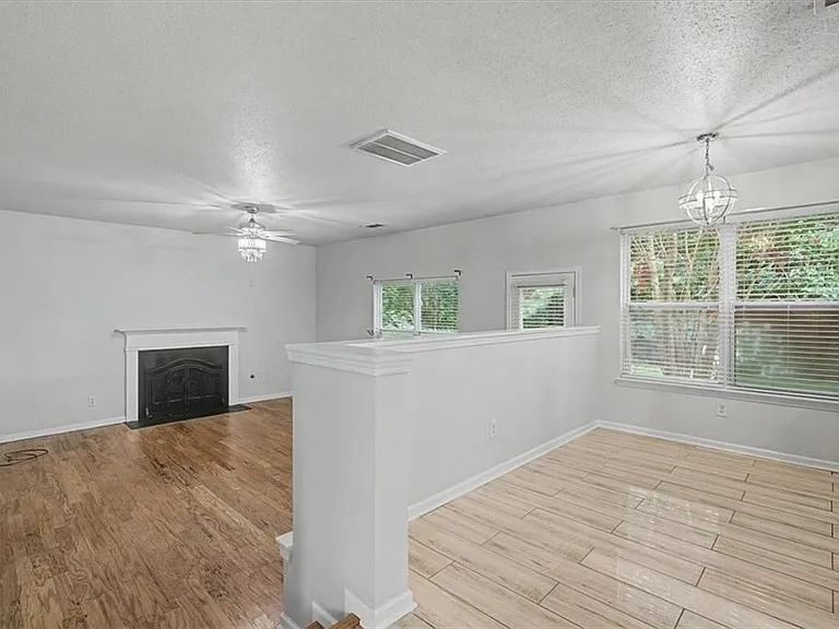 1025 Balsam Wood Trl — Photo 9