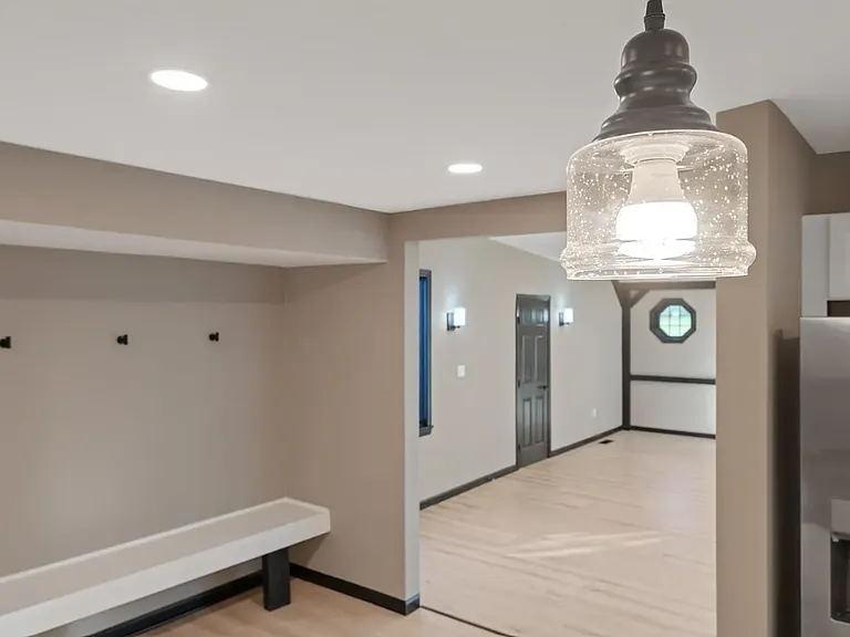 2175 Gale Dr — Photo 14