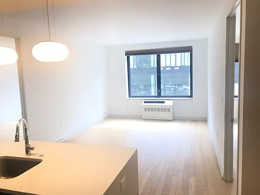 Rented by Modern Spaces | media 3