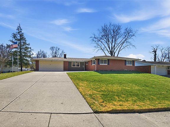 2nd image of 3129 E High St