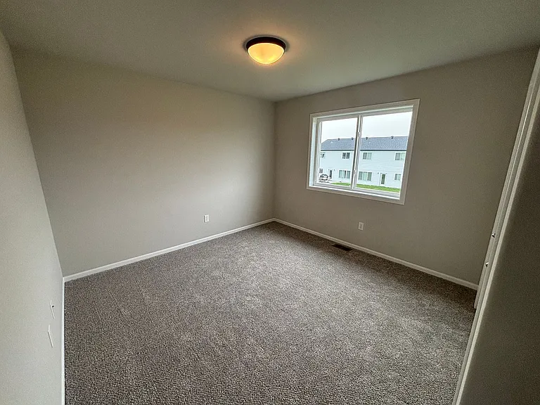 6753 Meadow View Dr S — Photo 12