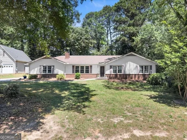 2117 Hartridge Dr, Snellville, GA 30078
