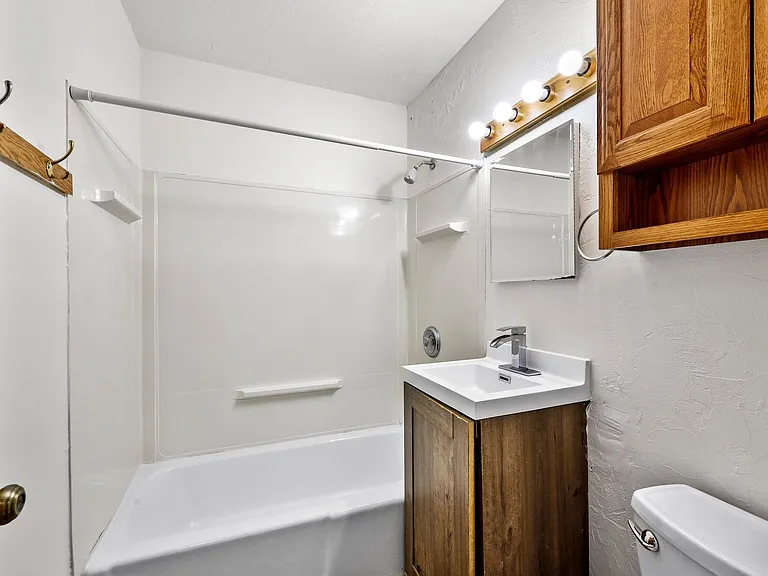 1156 W Carriage Dr #3 — Photo 13