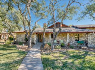 327 Coventry Rd, Spicewood, TX 78669