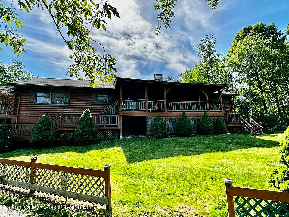 1st image of 11 Cuomo Drive