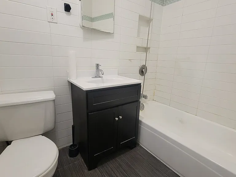 222 Saint Nicholas Ave #2C — Photo 7