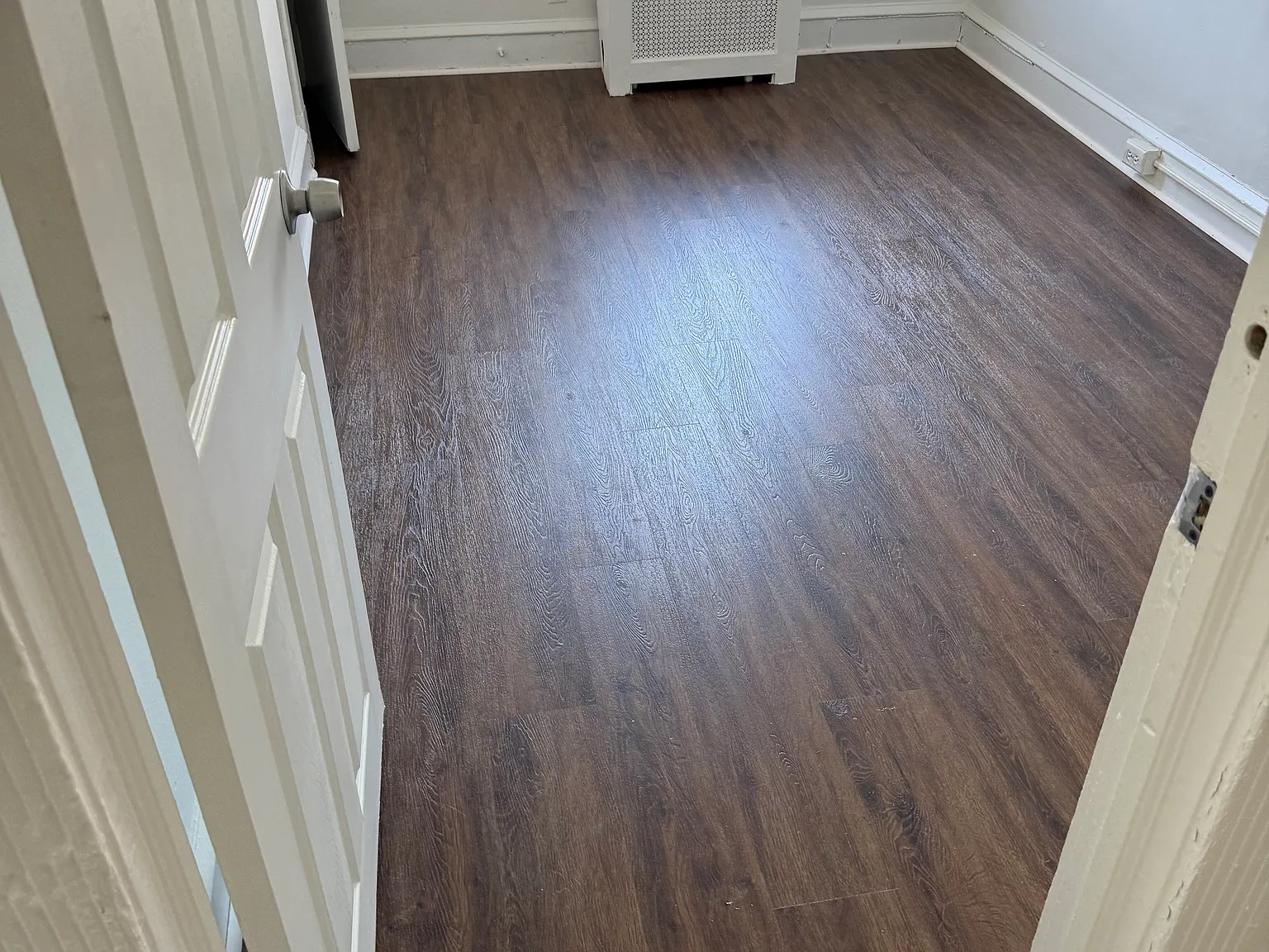3 bed, 850 sqft, $1,700 — Photo 2