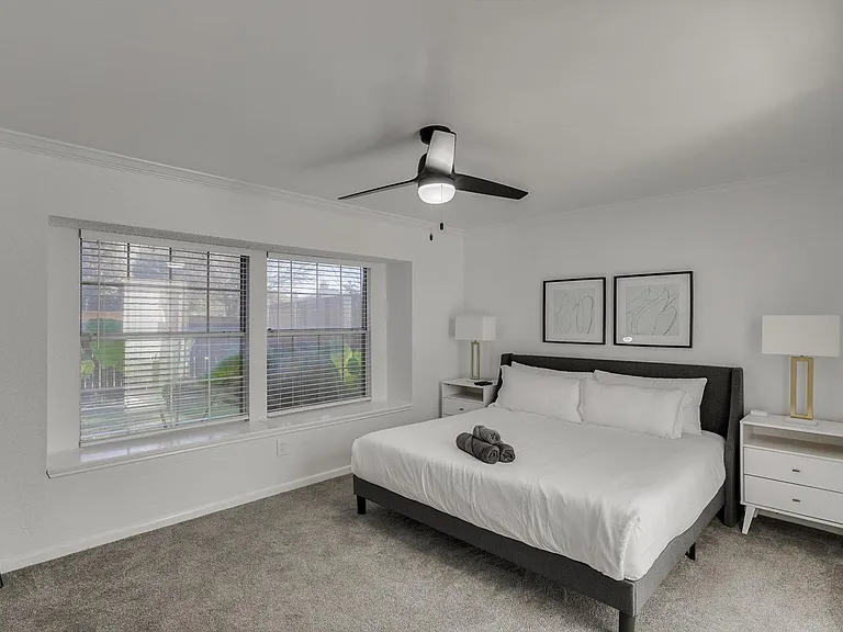 4402 Goodwin St — Photo 20