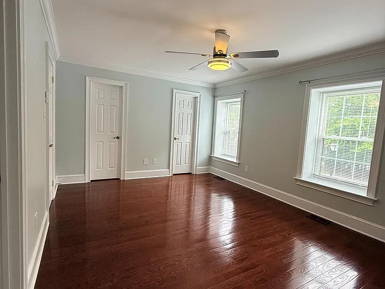 10 Devon Ct — Photo 34