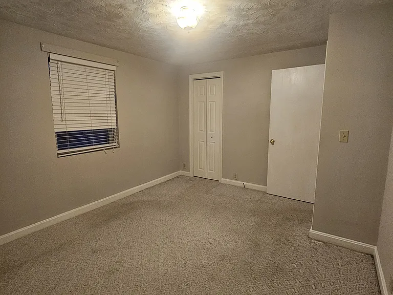 1210 Upper Valley Falls Rd — Photo 10