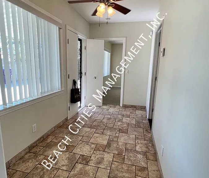 4917 Daisy Ave — Photo 16