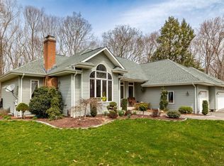 48 Jeremy River Dr, Colchester, CT 06415