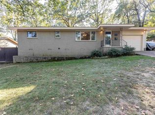 1616 Grove Hill Rd, N Little Rock, AR 72116