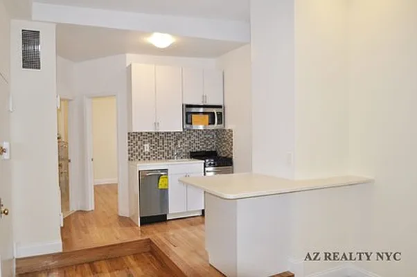 Rented by FirstService Realty (legacy) | media 14