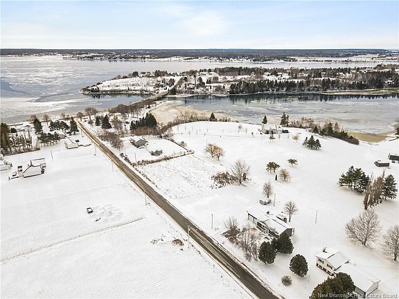 4th image of 55 Des Roches