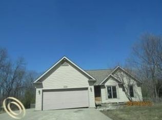 2935 Flint Blvd, Ortonville, MI 48462