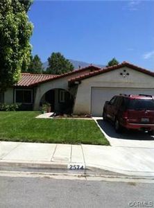 2574 Rosemary Ln, San Bernardino, CA, 92407