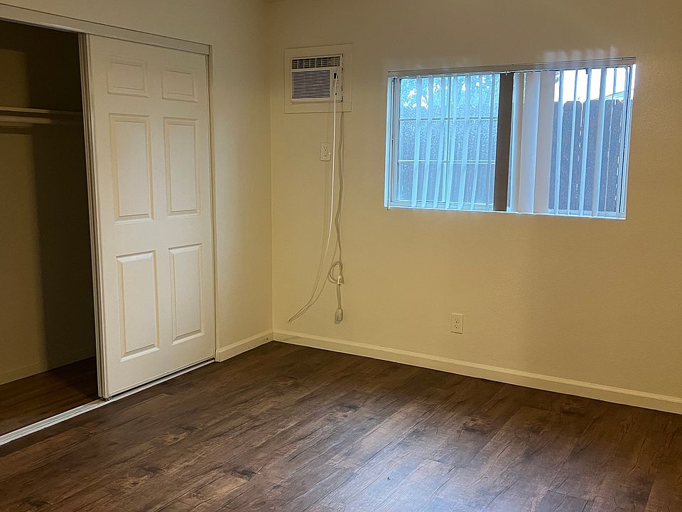 2nd image of 639 Missouri Ave Unit B