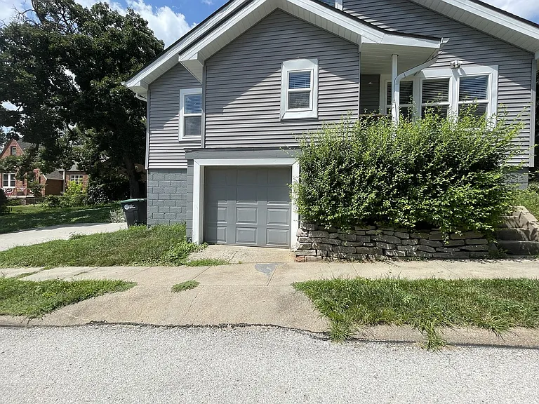 2202 N 51st St — Photo 20