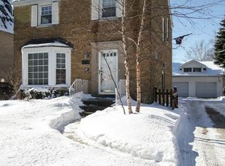 2338 Kensington Ave, Westchester, IL