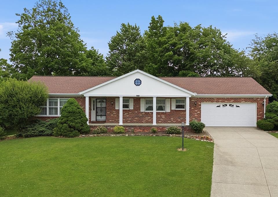 1st image of 908 E Linden Cir