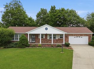 908 E Linden Cir, Mansfield, OH 44906