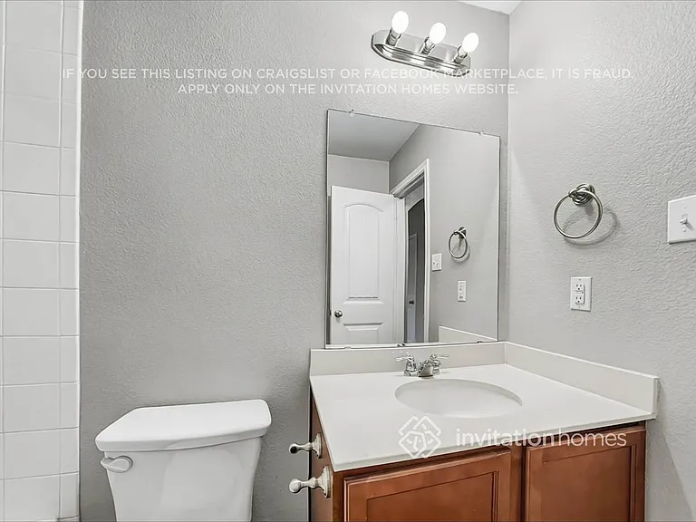 313 Eastland Ct — Photo 21