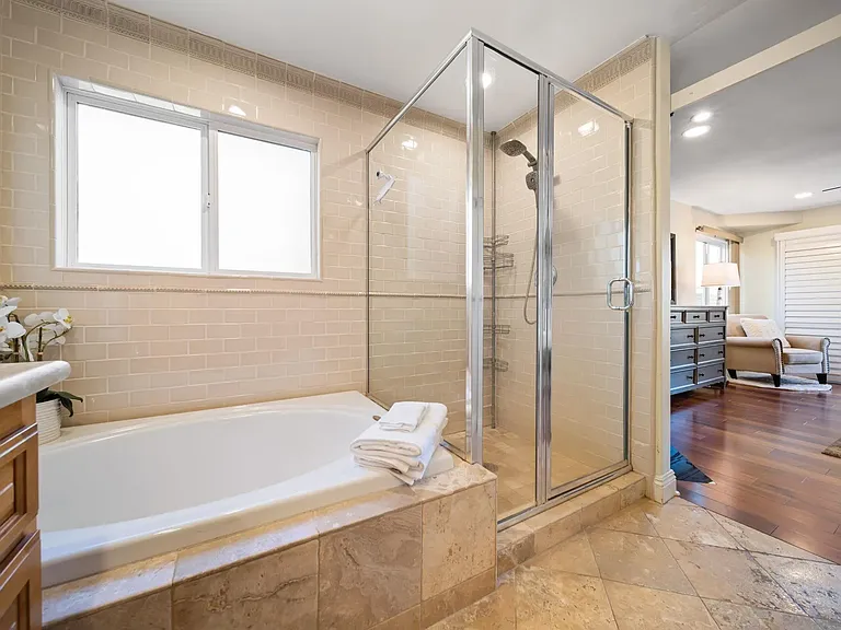 886 Felspar St — Photo 29