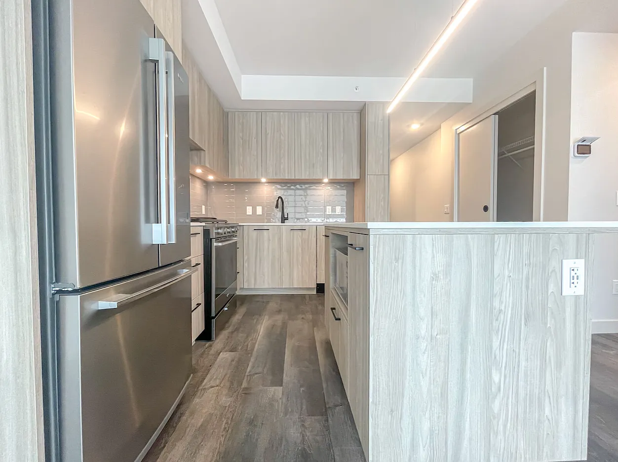 1107 Gladstone Road NW (The Theodore) - Unit 701, Calgary - Unit 701 — Photo 3