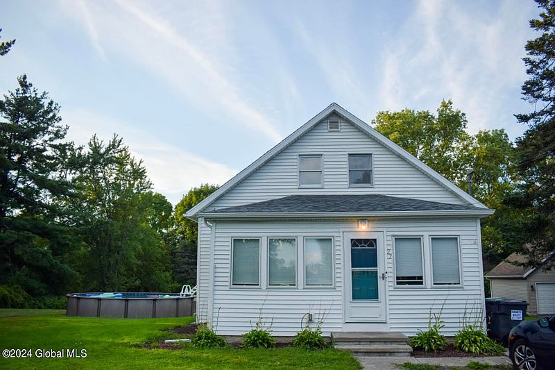 2nd image of 27 Lansing Street