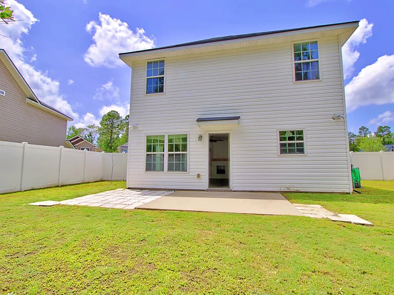 1211 Cypress Fall Cir — Photo 32