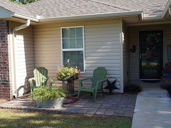 covered entryway