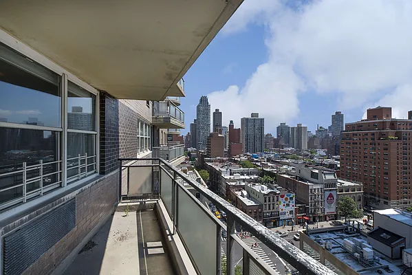 Rented by Bold New York | media 13