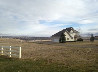 2401 Larkspur Ln, Great Falls, MT 59404