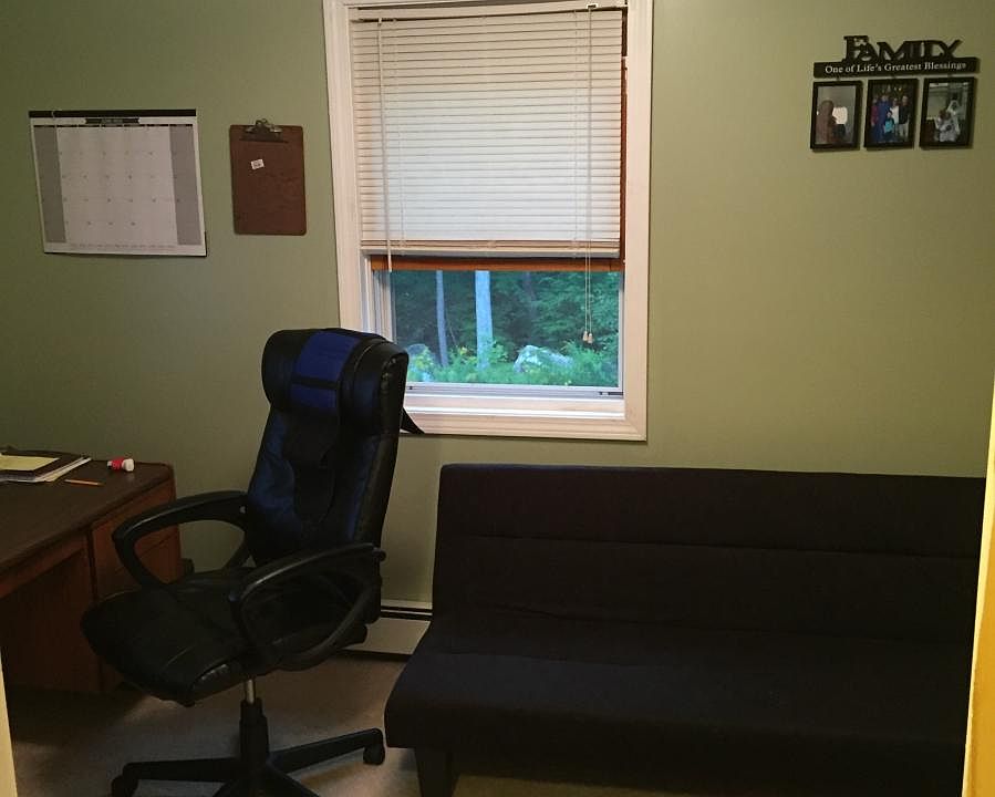2nd Bedroom / office