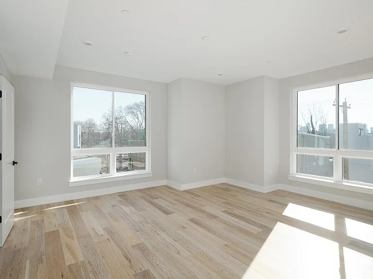 2731 W Jefferson St #5 — Photo 10