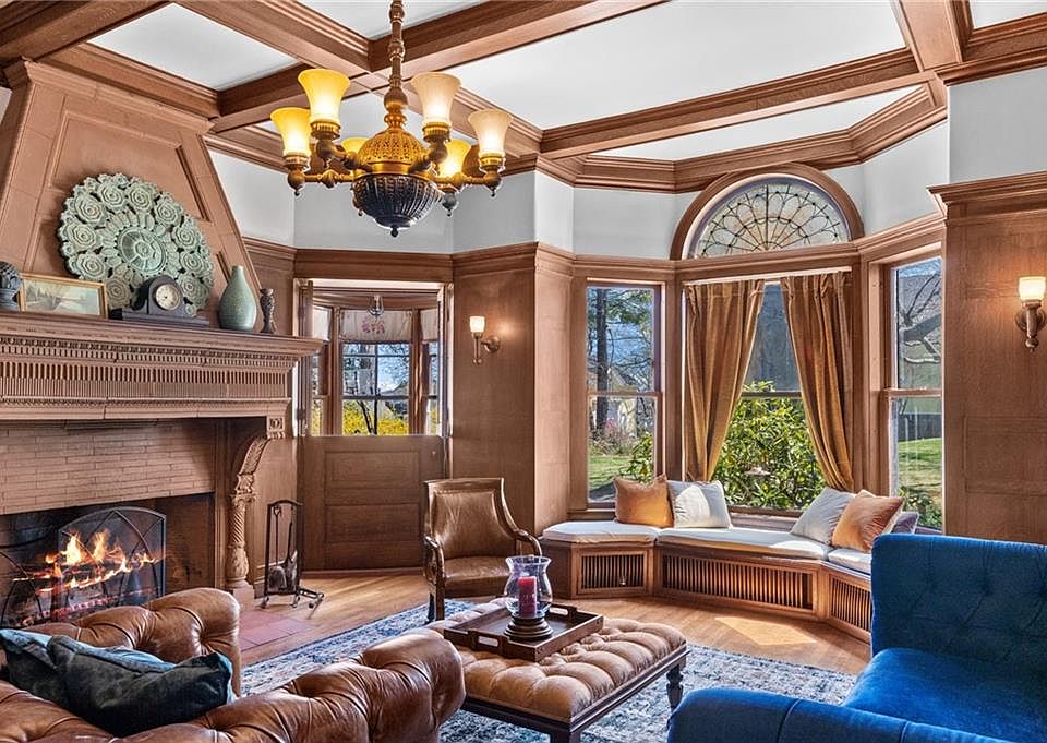 269 Prospect St, Woonsocket, RI 02895 Zillow