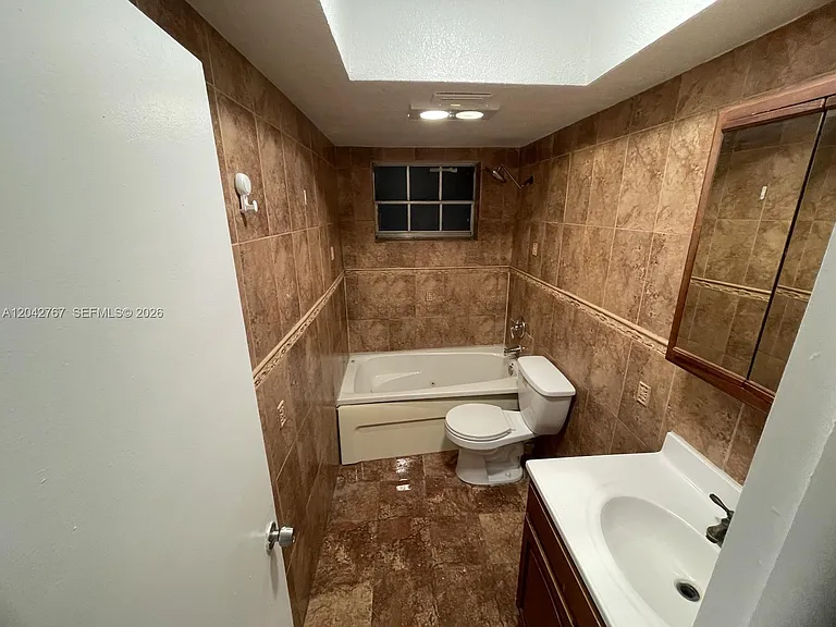 20490 NW 7th Ave #5 — Photo 16