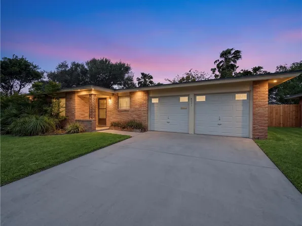 4221 Dolphin Pl, Corpus Christi, TX 78411