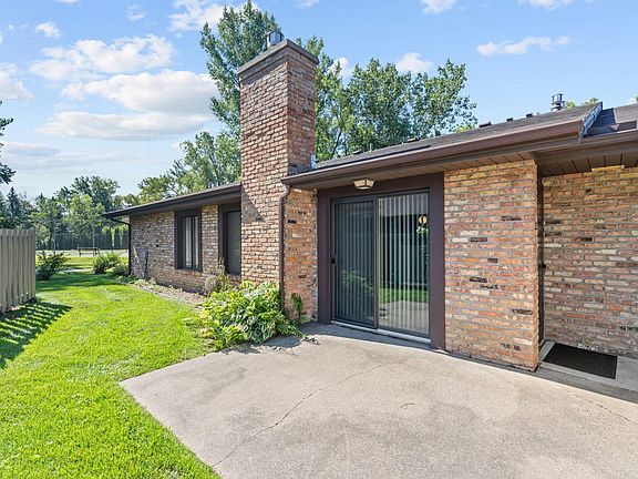 2nd image of 1164 Xene Ln N