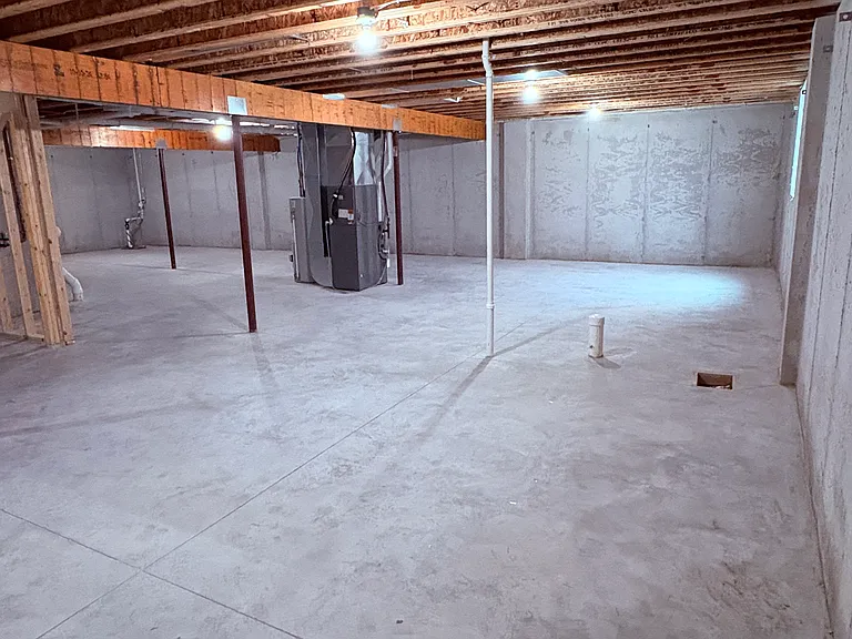 3303 Ridgecrest Ln — Photo 11